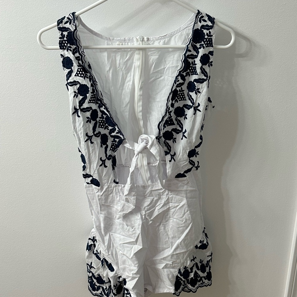 Romper - Picture 2 of 3